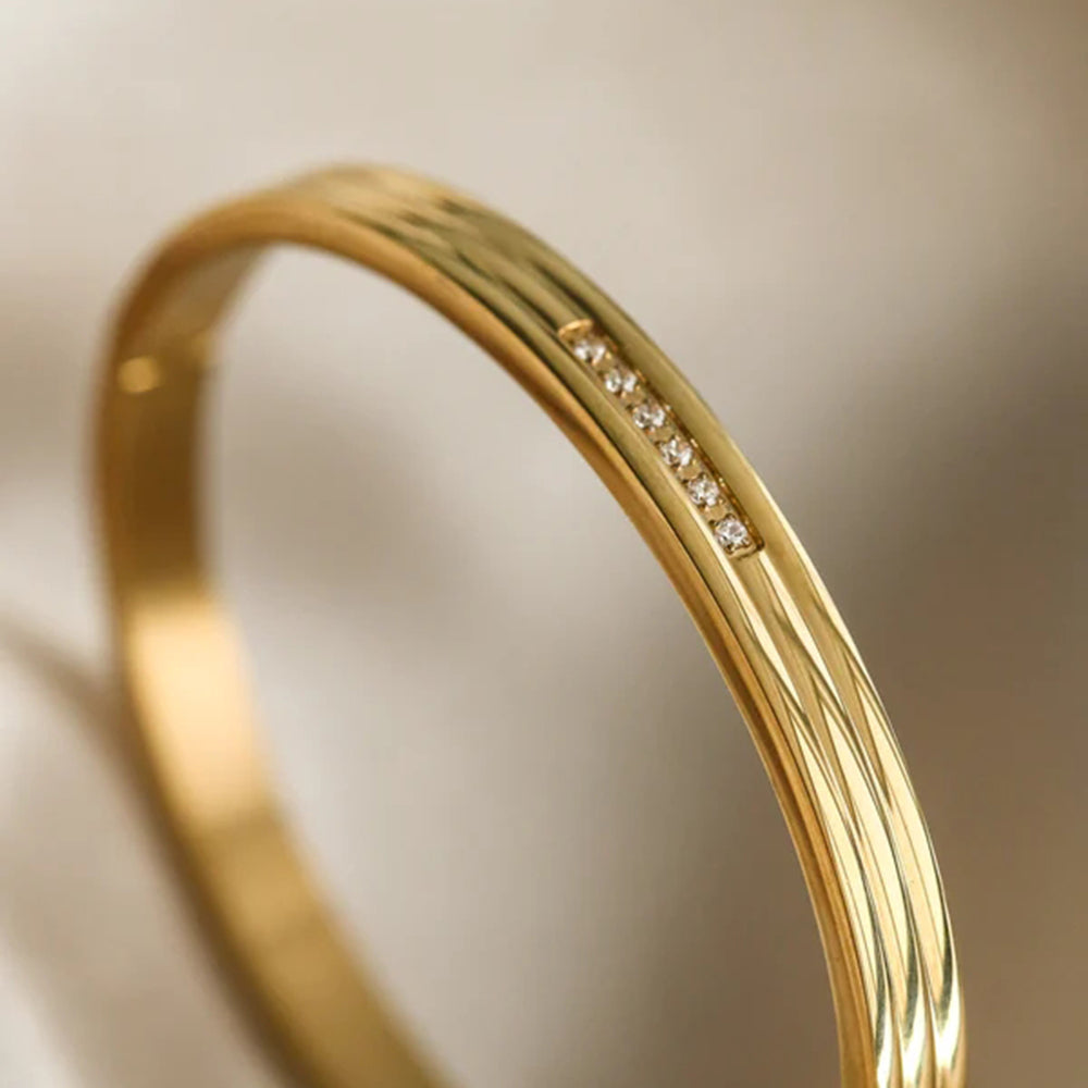 Lois Triple Ridge Stone Bangle Stainless Steel Non Tarnish Unbranded