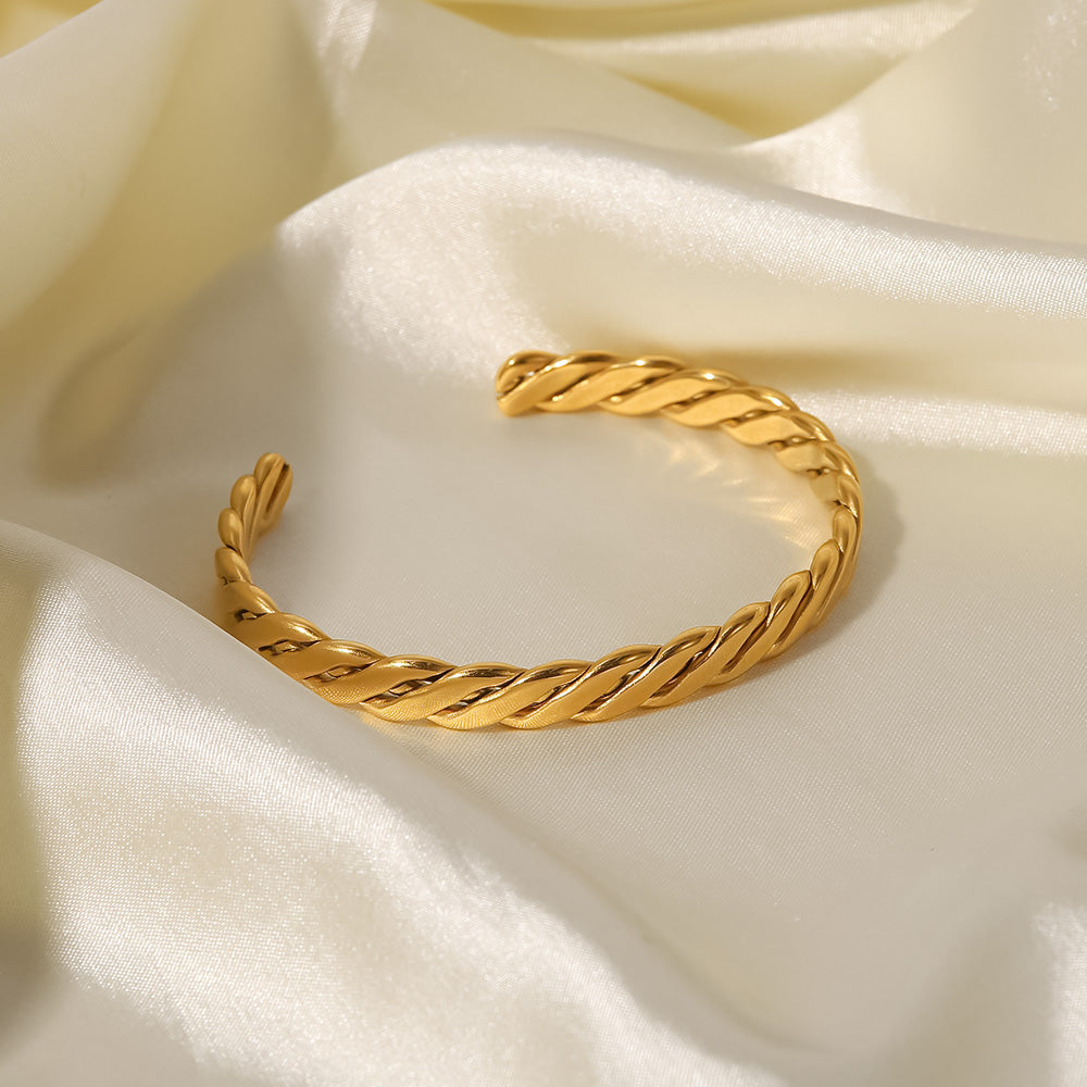 Twisted Cuff Bangle Stainless Steel Non Tarnish Unbranded