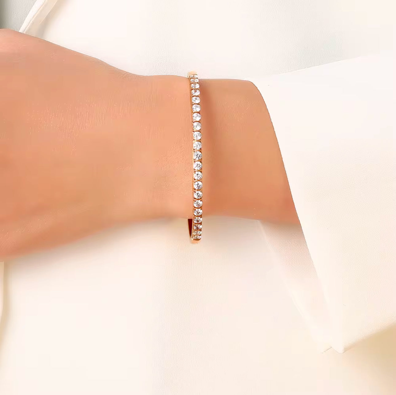 Neriyah Stone Bangle Unbranded