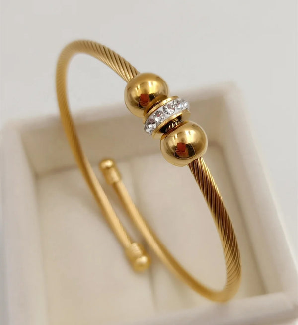 Zaria Twist Bangle Stainless Steel Non Tarnish Unbranded