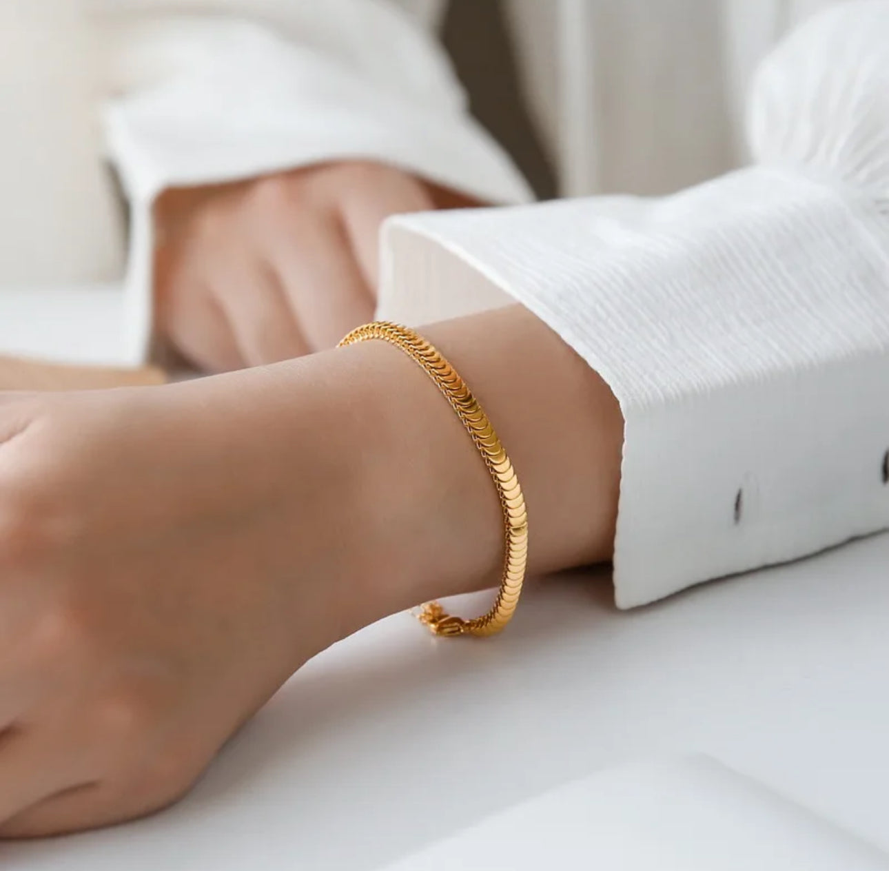 Kelly Overlap Bracelet Stainless Steel Gold & Silver Non Tarnish Unbranded