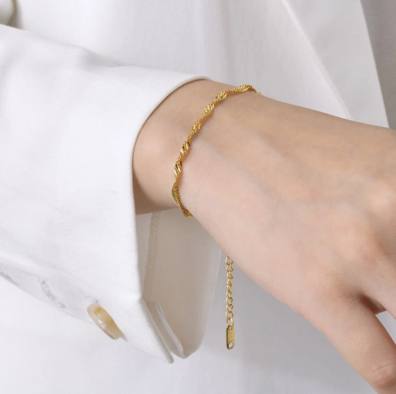Dainty Waterwave Bracelet Stainless Steel Gold & Silver Non Tarnish Unbranded