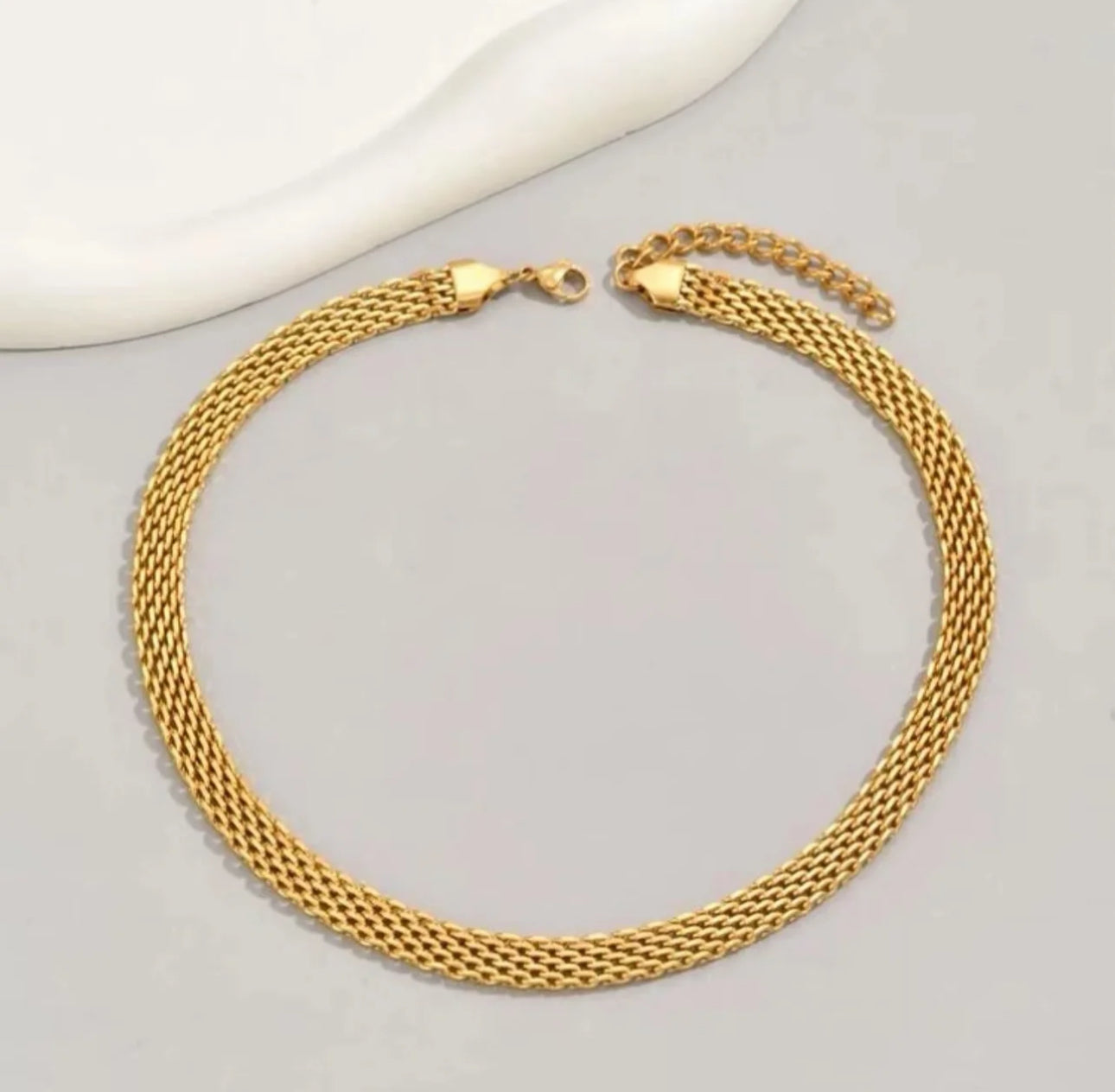 Sienna Gold Chain Necklace Stainless Steel Non Tarnish Unbranded