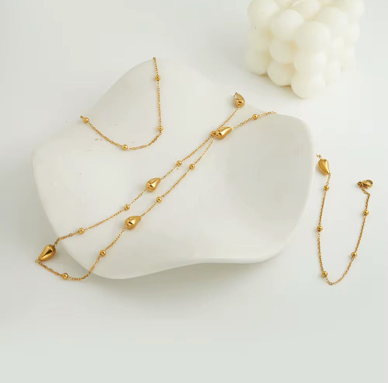 Liya Beaded Necklace Longer Length Unbranded