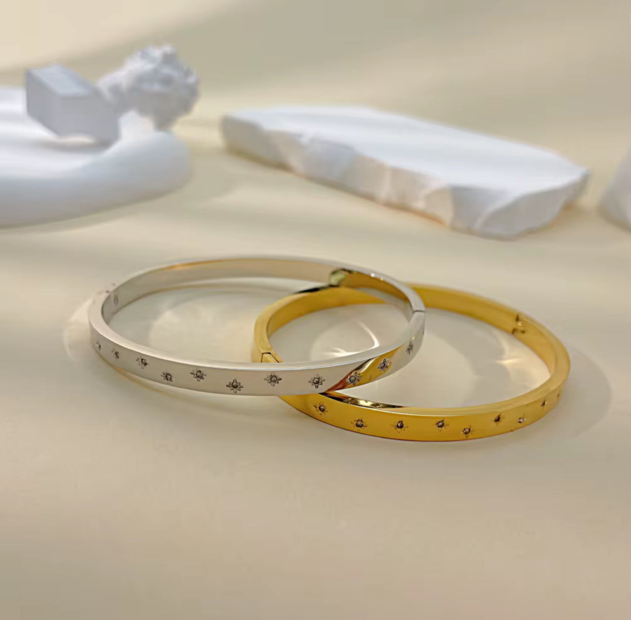 Skylar Star Bangle Non Tarnish Unbranded