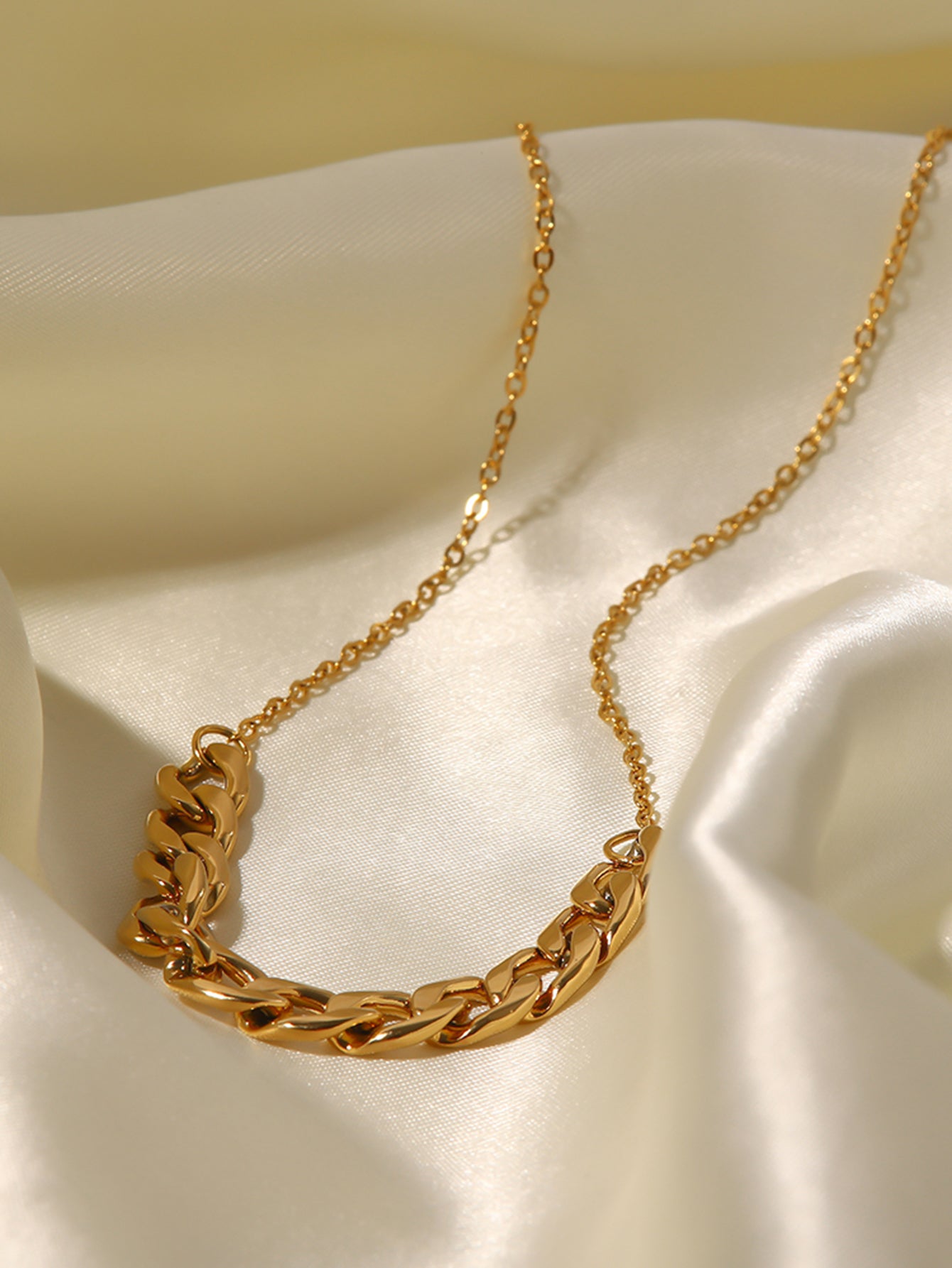 Gold Link Chain Necklace Stainless Steel Non Tarnish Unbranded