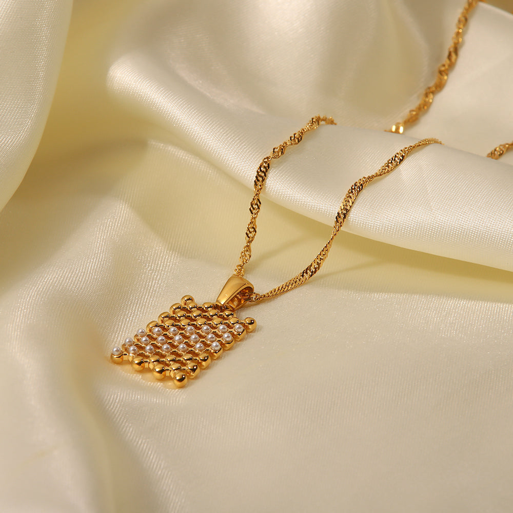 Mylah Gold Pearl Pendant Gold Necklace Stainless Steel Non Tarnish Unbranded