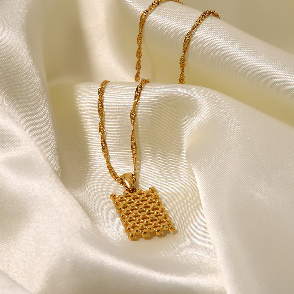 Mylah Gold Pearl Pendant Gold Necklace Stainless Steel Non Tarnish Unbranded